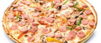 Пицца по-деревенски с сосисками